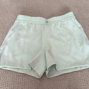 Lululemon softstreme shorts -size 8